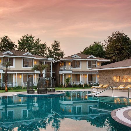Kabir Hotel & Spa Вадодара Екстер'єр фото